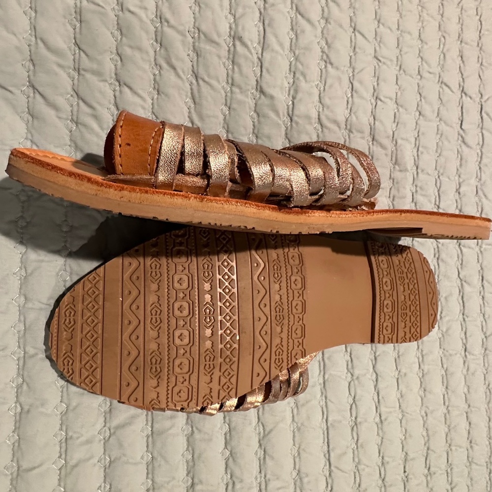 Roolee Sandals - Picture 3 of 3